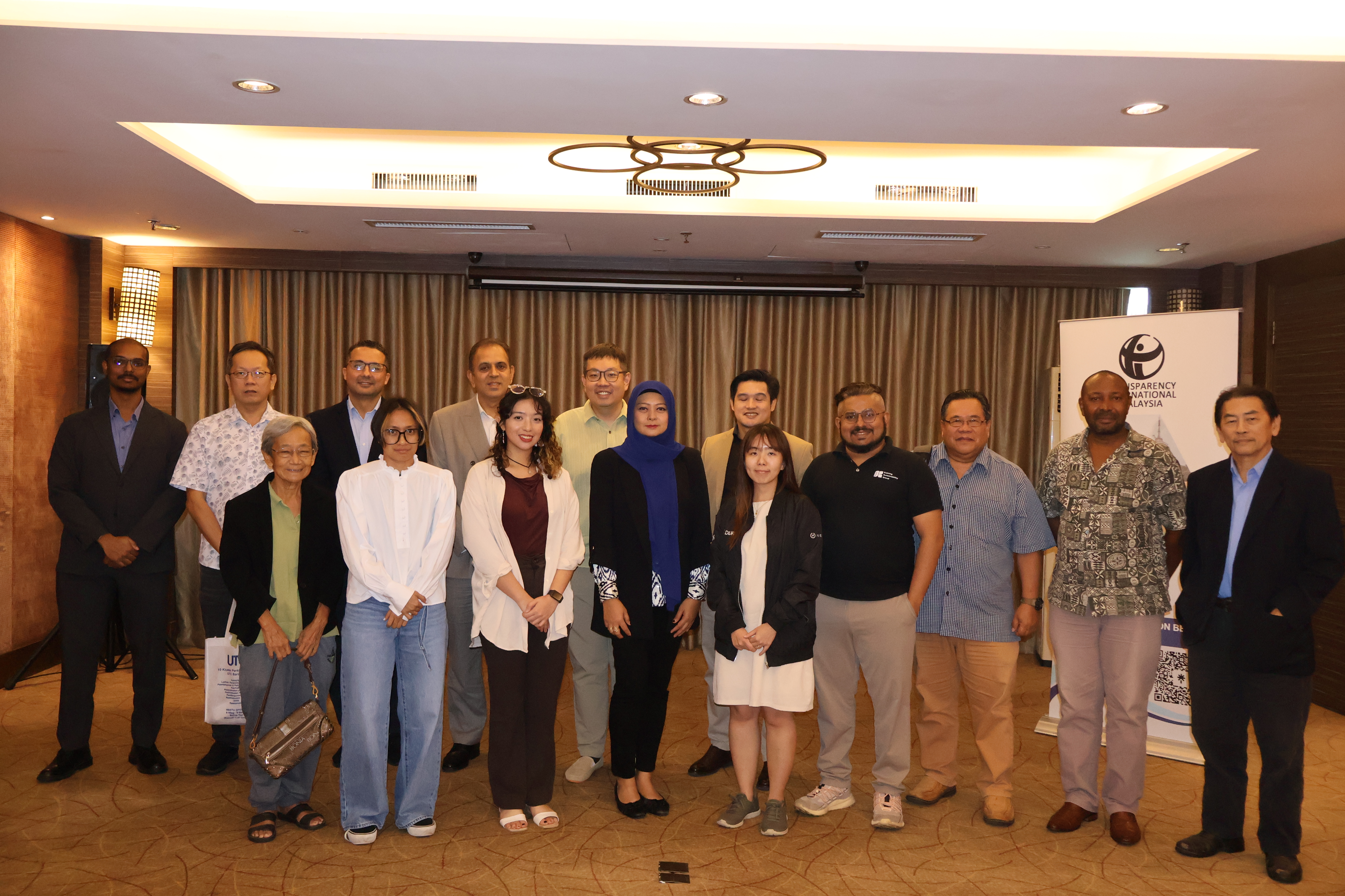 Roundtable Discussion on Prospective Policy Proposals for Voluntary Carbon Markets in Malaysia in Kuching, Sarawak