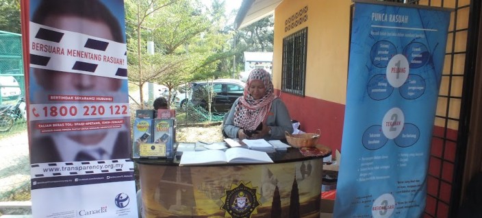 The third mobile visit and workshop for “Speak Up Against Corruption” Project at Labu, Negeri Sembilan and introduction of our new Anti-Corruption toll-free line 1800-22-0122